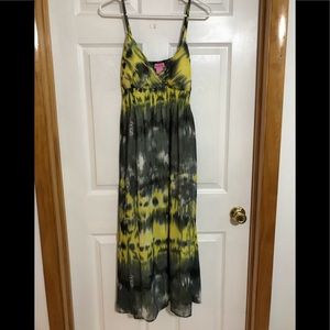 Black & Yellow Maxi-Dress